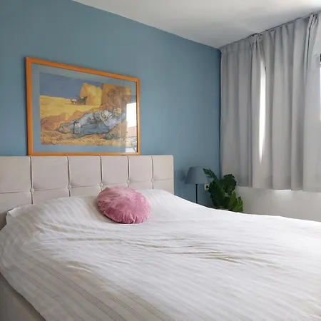 Holiday home Dora's House Comfortable With A Yard And View Pyrgadikia