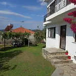Tatil Evi Dora's House Comfortable With A Yard And View *