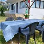 Dora's House Comfortable With A Yard And View Tatil Evi Pyrgadikia